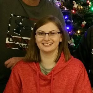 Meet your Posher, Alicia